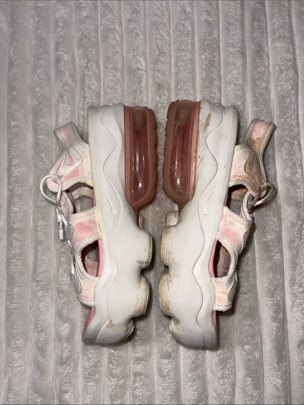 Nike Air Max Koko Pink and White Sandals | Size 7 - Picture 5 of 6